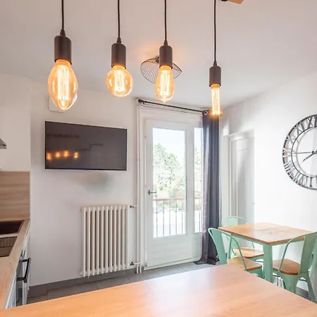 M058-059 Jolie En Colocation Apartamento